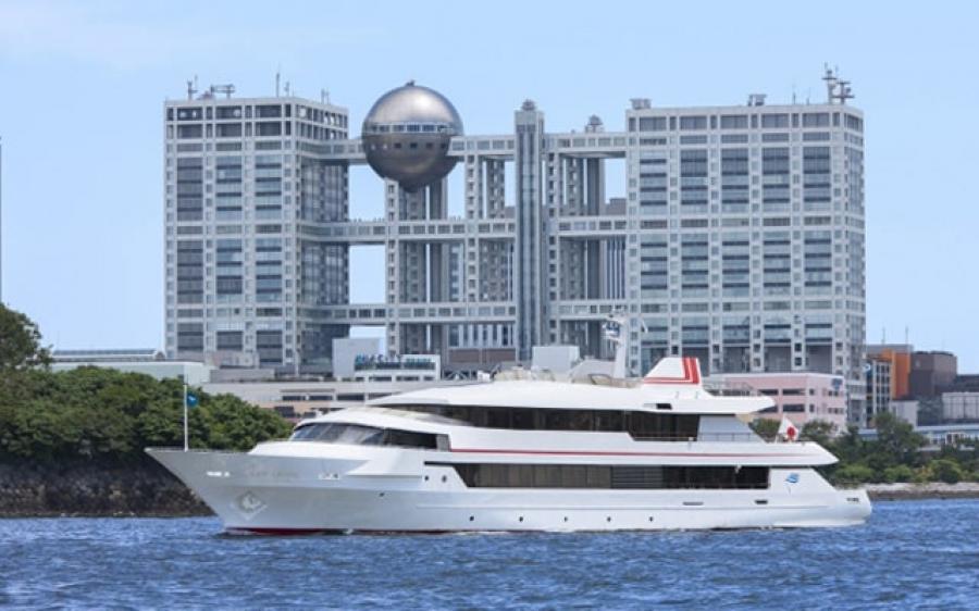 レディクリスタル(東京湾)