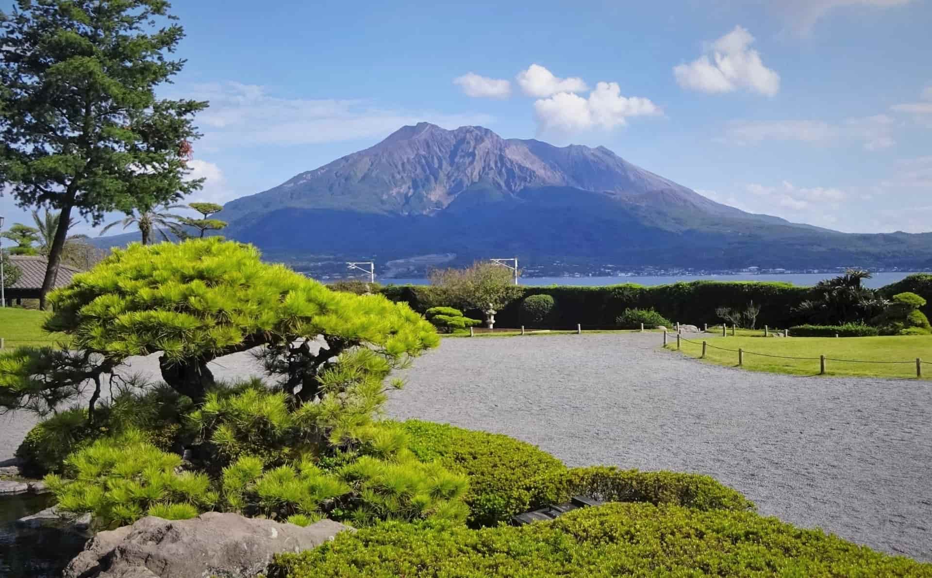 【23年2/1料金改定*さらに特典満載のプレミアorプラスがおすすめ】*B1オリジナル特典<OBC最大125ドル+Amazon電子ギフトカード1,000円分/1部屋プレゼント>*ベストワン株主優待券使用可能* 《日本語スタッフ乗船》<50名以上参加でベストワン専属コーディネーター乗船‼>ダイヤモンド・プリンセスで行く 九州と韓国 8日間(B)-横浜発着-