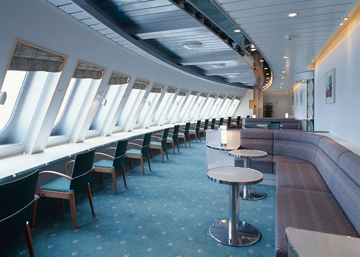 新日本海フェリー フォワードサロン