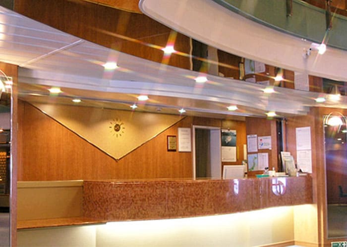 新日本海フェリー 案内所