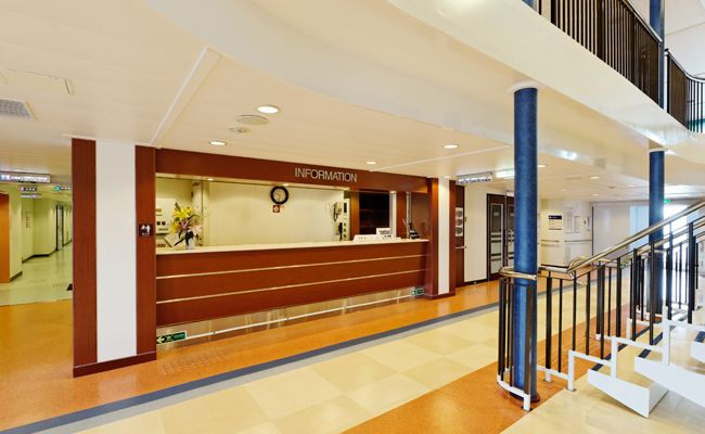 マルエーフェリー 案内所