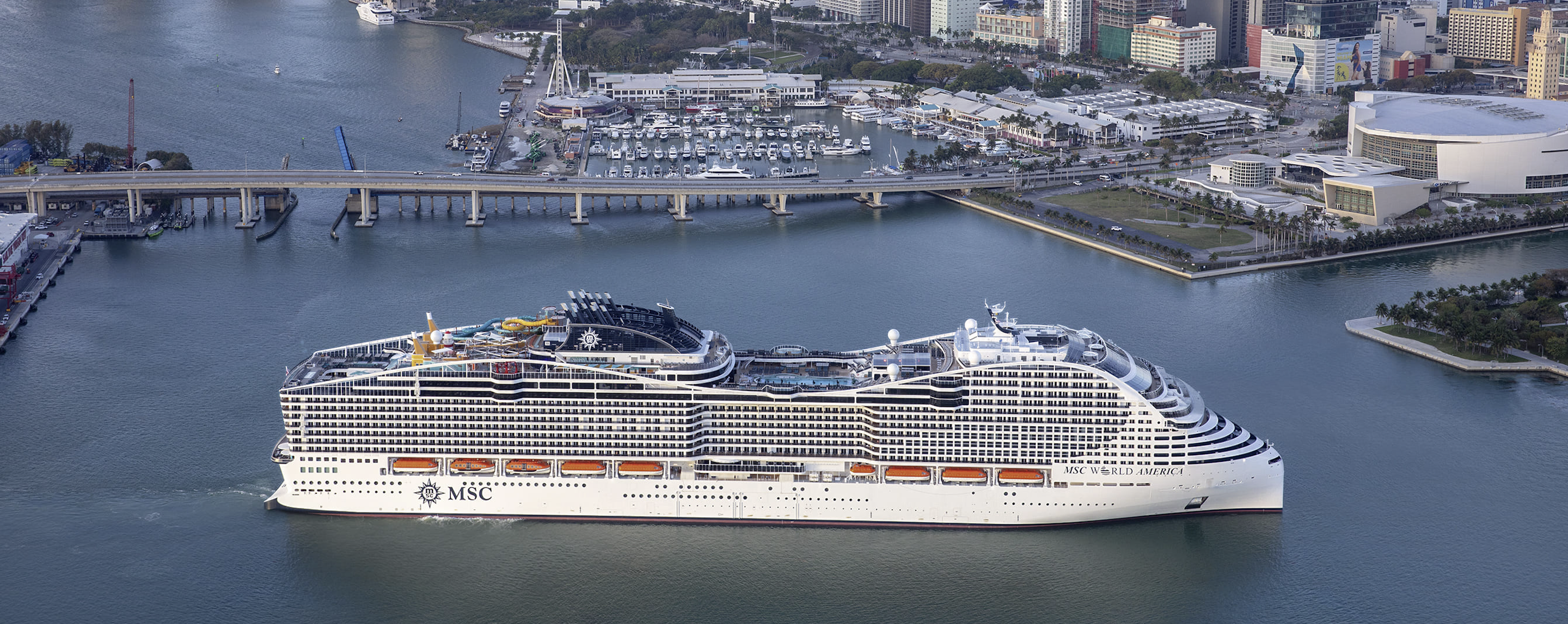 MSCワールドアメリカ号