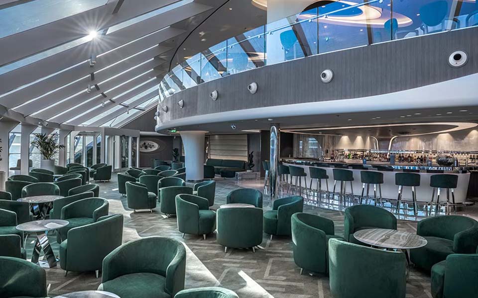 Top Sail Lounge