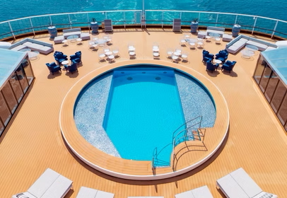 Palace Pool