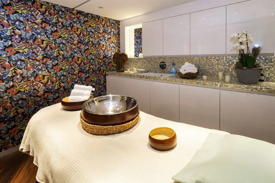 マッサージサービスと美容院