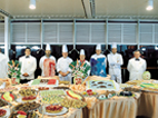 Communication with Staffs スタッフとコミュニケーションを 写真